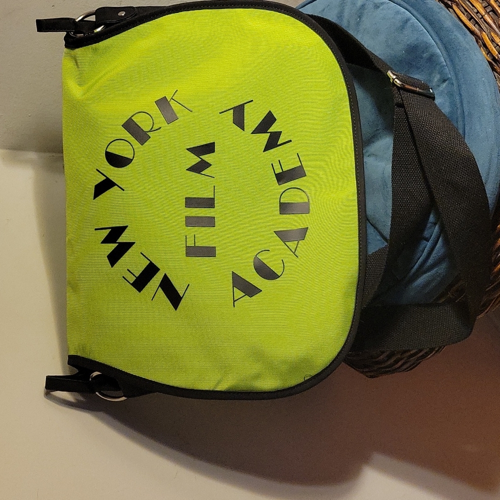 Messenger bag - Picture 2 of 3
